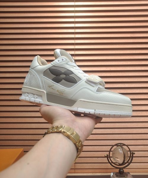 LV-382
