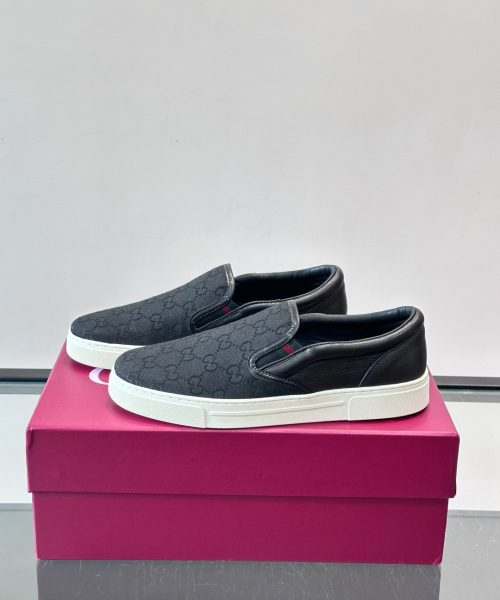 Alternative view of GC-584