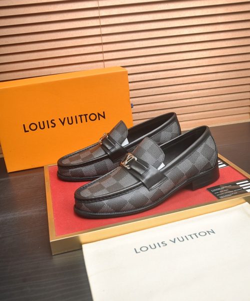 LV-477