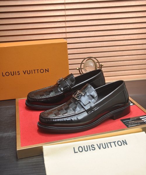 LV-472